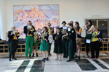 musikalensemble ,messinginstrument ,musiker ,musikk ,musikkinstrument.