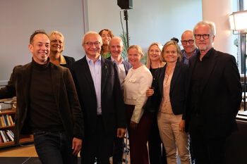person ,klær ,smil ,ansikt ,briller.