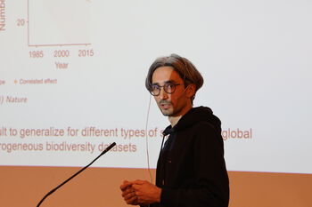 Glasses ,Vision care ,Sleeve ,Gesture ,Microphone.
