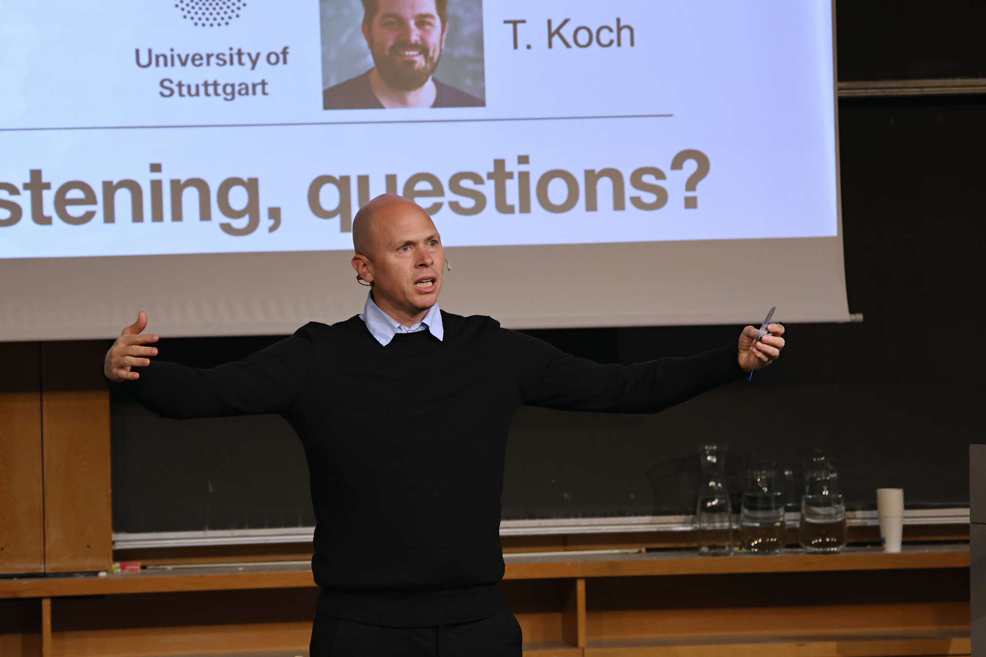 Vibration of Elastic Sheets to Facilitate Adhesion and Locomotion in Robotics – Andreas Carlson, University of Oslo