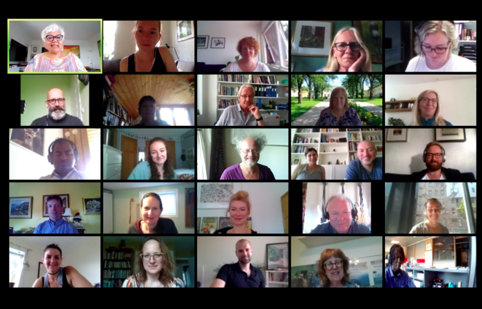 Bildet kan inneholde: collage, ansiktsuttrykk, kunst, fotografering.