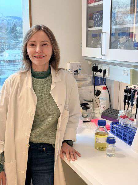 Bilde av Lorena Arranz i laboratoriet