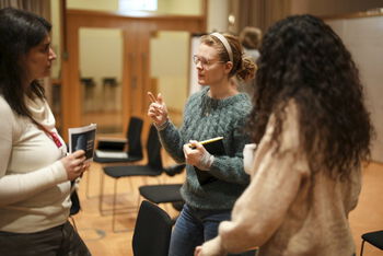 Mirjana Coh og deltakerne på KI TeachMeet 27. februar 2024.