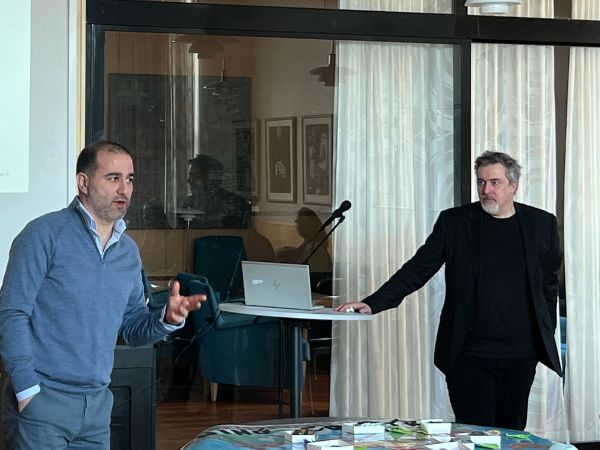 Omid og Andrea på SnakkOm om KI og bærekraft