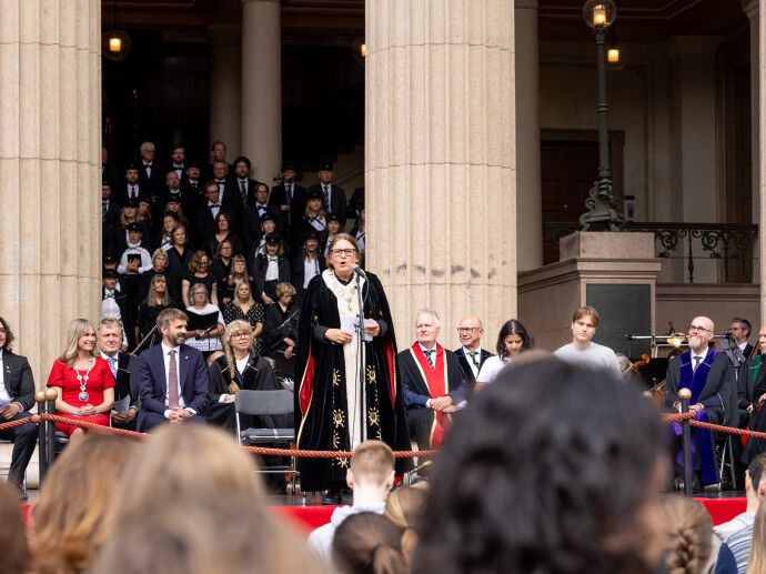 Uio Rector Start of studies: 8000 new students arrive - University of Oslo