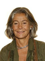Portrettfoto av Nora Sveaass