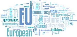 En ordsky i blå- og grønntoner med ord som EU, European, demicracy, Europe m.m. Illustrasjon.