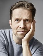 Portait photo of Leif Ove Andsnes, honorary doctor at the University of Oslo