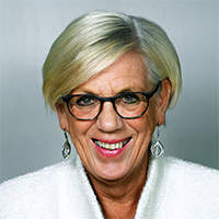 Portrettfoto av Hilde Henriksen Waage