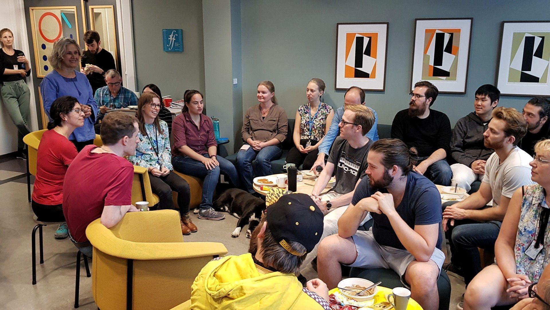 Every Wednesday everyone meets up for RITMO lunch. The 15-minute &quot;administrative corner&quot; is an important information channel about what is going on. The lunch is also a good time to catch up with RITMO colleagues. You have to show up early to get a seat!