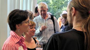 Shirt ,Vision care ,Tableware ,Wine glass ,Interaction.