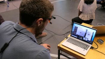 Computer ,Personal computer ,Laptop ,Table ,Gadget.