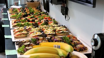 Food ,Tableware ,Ingredient ,Natural foods ,Recipe.