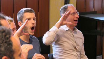 Hand ,Facial expression ,Muscle ,Gesture ,Interaction.