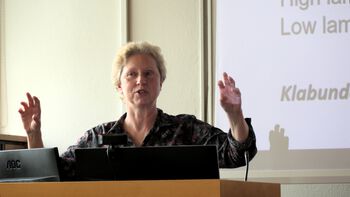 Computer ,Personal computer ,Gesture ,Spokesperson ,Microphone.