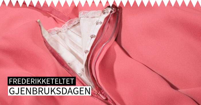 Bildet kan inneholde: rosa, sengetøy.