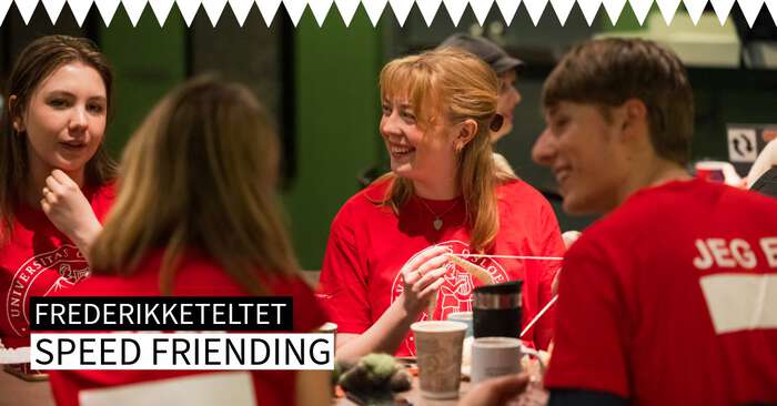 Speedfriending-logo og folk som snakker sammen på et langbord