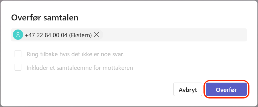 Bildet er et utsnitt av feltet for å overføre en samtale i Teams, med en rød ring rundt knappen for å overføre samtalen