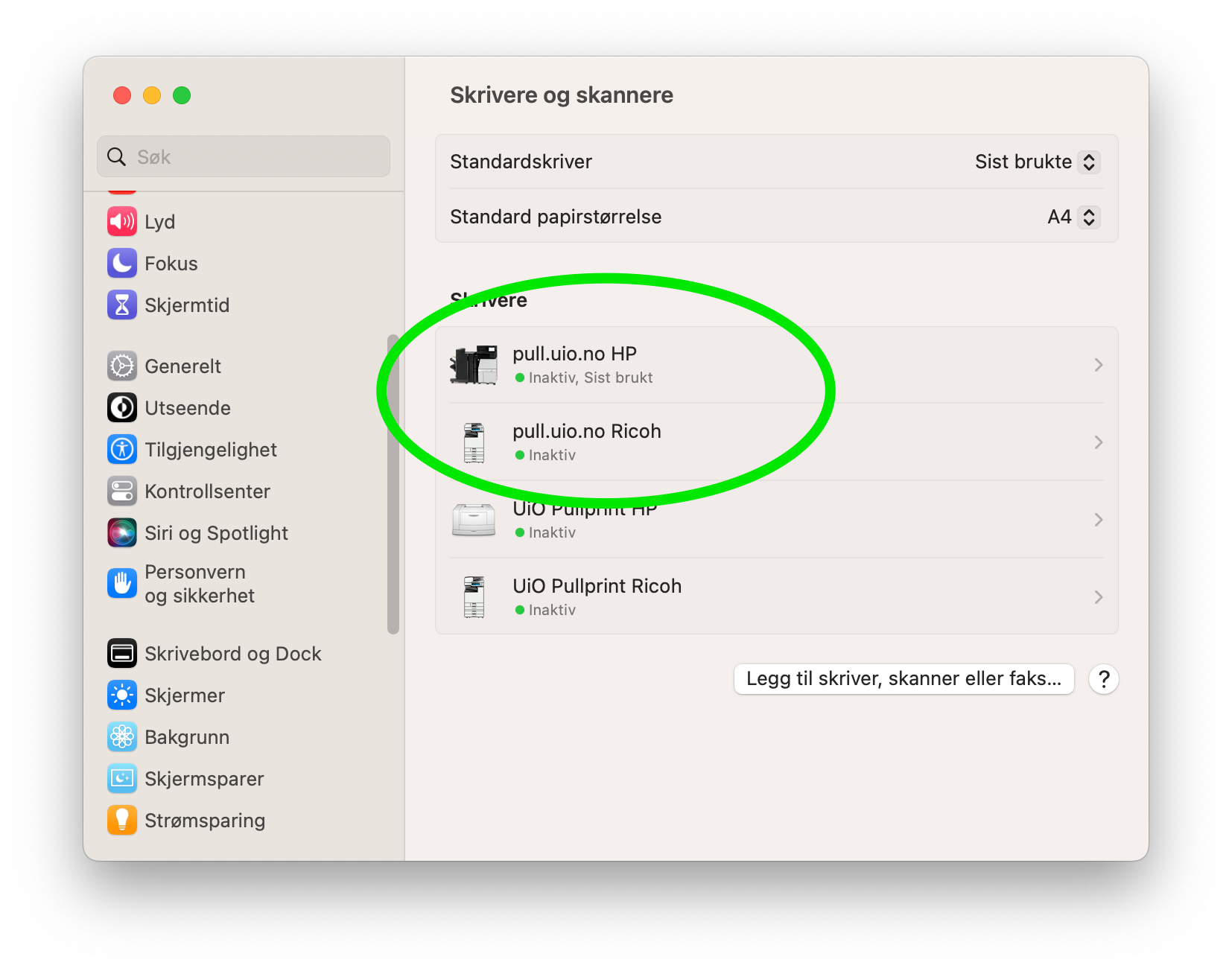 Bilde av skriverinnstillinger på Mac. Inneholder liste med skrivere, og knapp for å legge til skriver
